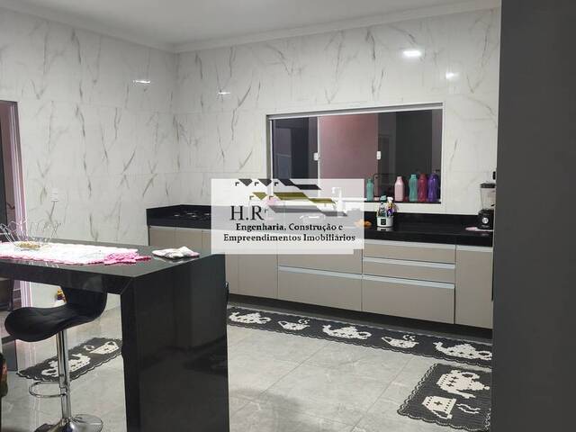 #38 - Sobrado para Venda em Cosmópolis - SP