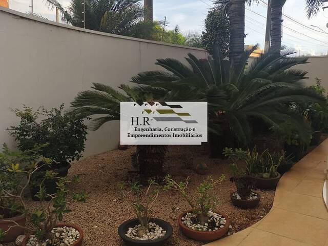 #40 - Casa para Venda em Artur Nogueira - SP